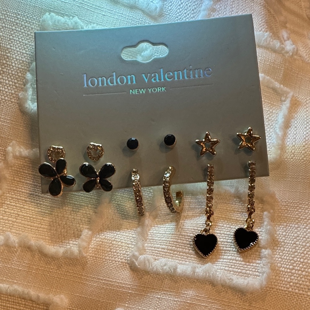 🌸Final price🌸 London Valentine Black and Gold Earring Set